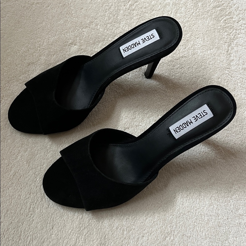 Black Suede “Erin” Steve Madden Heels Sandals Mules sz 8.5 New - Picture 3 of 11